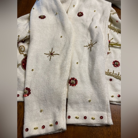 Theme Works by Kikit women’s Christmas sweater size large. Ugly Christmas? - Picture 5 of 16